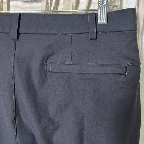 Lululemon Men's Commission Warpstreme Pant Size 33 in Stoney Gray - Picture 10 of 15